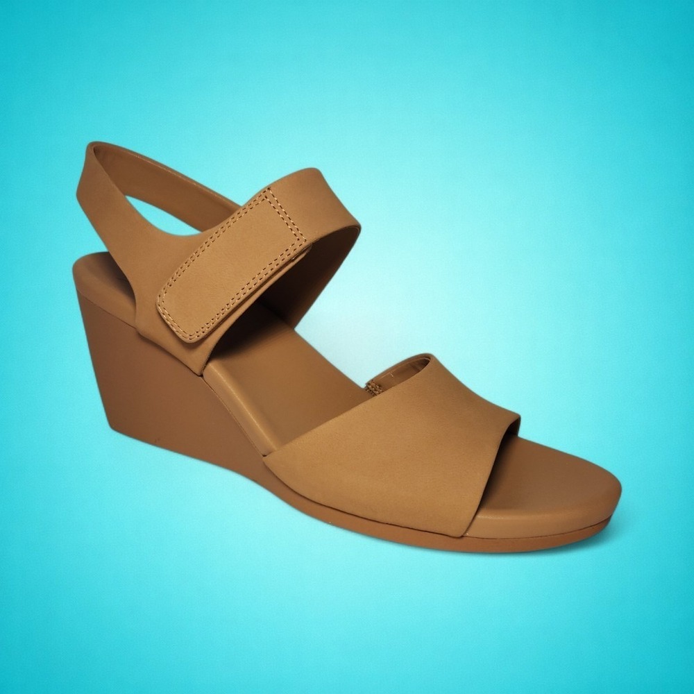 New Women's Naturalizer Imani Cookie Dough Nubuck Wedge Sandals, Size 11M